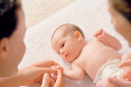 嬰兒濕疹如何判斷 冬季怎么預(yù)防嬰兒濕疹？
