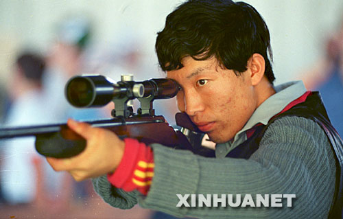 1984年7月31日，李玉偉奪得第23屆洛杉磯奧運(yùn)會男子50米移動靶射擊比賽金牌。
