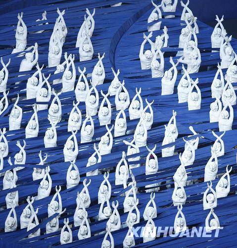  9月6日，北京2008年殘奧會開幕式在國家體育場“鳥巢”舉行。這是演員在開幕式上表演舞蹈《飛翔》。