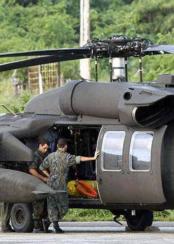 巴西空軍宣布打撈上兩具失事客機遇難者遺體