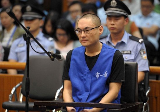 北京摔死女童案嫌犯當(dāng)庭翻供：不知道摔的是孩子