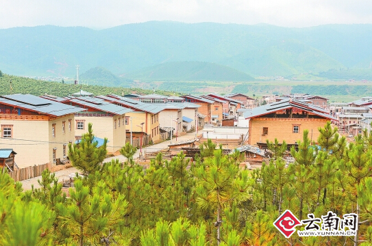 移民安置點(diǎn)村容新貌。