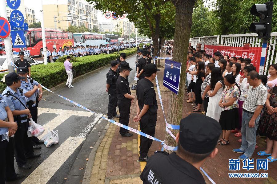 （法制）（3）南京警方發(fā)動傳銷清剿行動抓獲700余人 