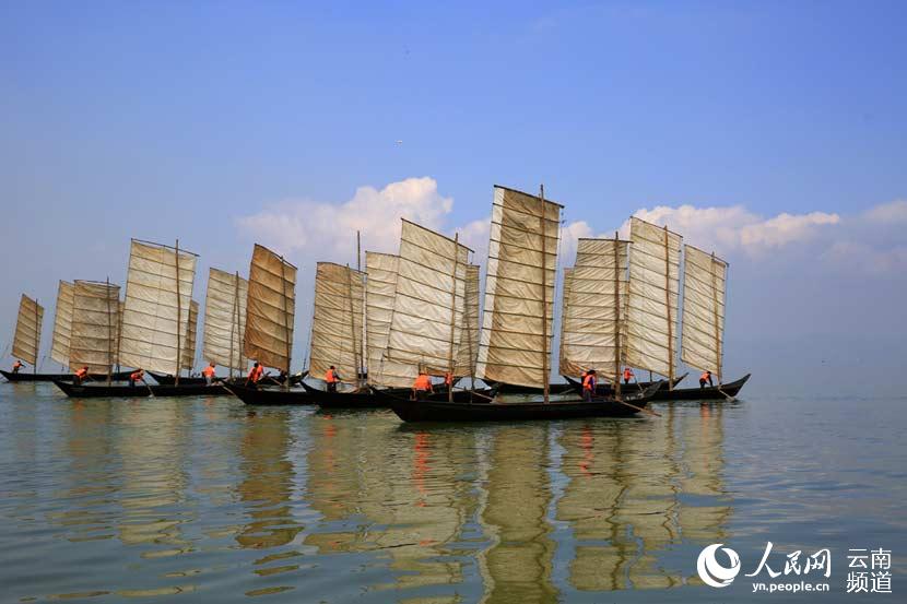 9月13日，“百舸入滇，千帆進(jìn)發(fā)”的景象重現(xiàn)云南昆明。攝影：李繼明