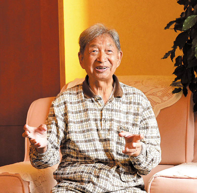 訪中共迪慶州一屆委員會書記鄧子俊