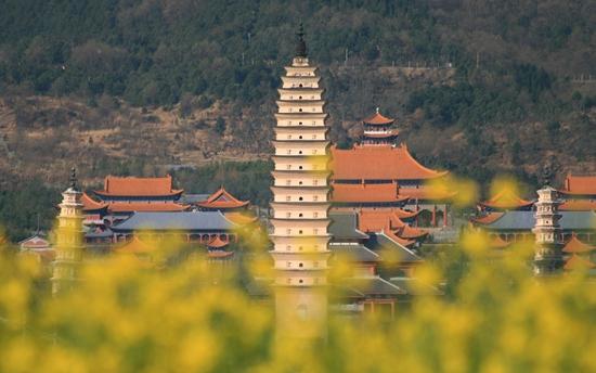 大香格里拉旅游聯(lián)盟聯(lián)席會(huì)召開(kāi) 自駕線路亮相