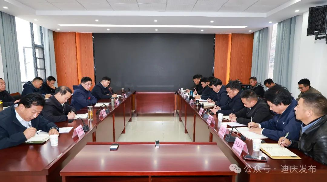 羅朝峰到葉枝鎮(zhèn)調(diào)研德欽縣城避險搬遷工作