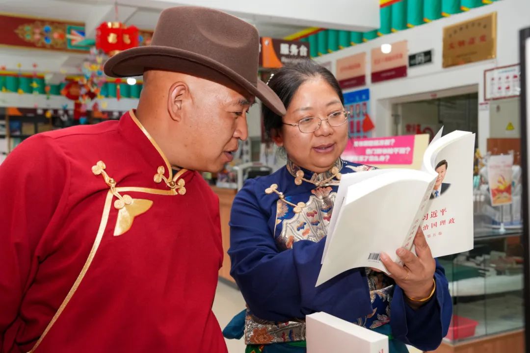 《習(xí)近平談治國(guó)理政》第五卷在我州上架