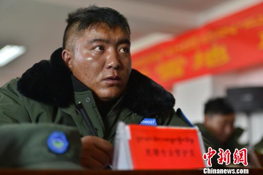 西藏那曲390余農(nóng)牧民變身藏羚羊、雪豹守護(hù)者